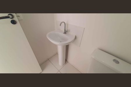 Apartamento à venda com 27m², 1 quarto e 1 vaga Apartamento à venda com 27m², 1 quarto e 1 vagaBanheiro da Suíte