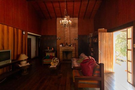 Casa à venda com 130m², 3 quartos e 2 vagasSala