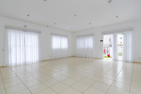 Apartamento para alugar com 43m², 2 quartos e 1 vagaÁrea comum - Salão de festas