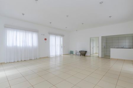 Apartamento para alugar com 43m², 2 quartos e 1 vagaÁrea comum - Salão de festas