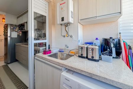 Apartamento à venda com 72m², 2 quartos e 1 vagaÁrea de Serviço