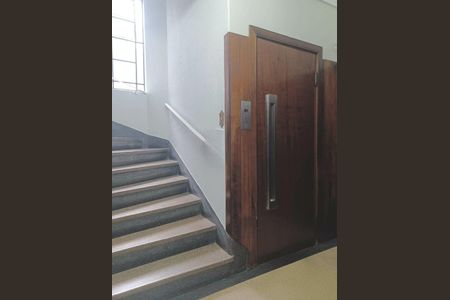 Apartamento à venda com 32m², 1 quarto e sem vaga