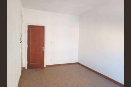 Apartamento à venda com 32m², 1 quarto e sem vaga