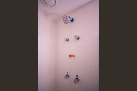 Apartamento para alugar com 46m², 2 quartos e 1 vaga Apartamento para alugar com 46m², 2 quartos e 1 vagaBanheiro da Suíte