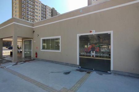 Apartamento para alugar com 46m², 2 quartos e 1 vaga Apartamento para alugar com 46m², 2 quartos e 1 vagaÁrea comum - Salão de festas