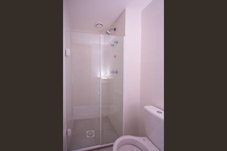 Apartamento para alugar com 46m², 2 quartos e 1 vaga Apartamento para alugar com 46m², 2 quartos e 1 vagaBanheiro da Suíte