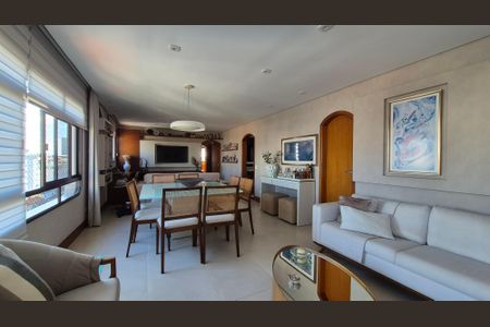 Apartamento à venda com 135m², 3 quartos e 3 vagasSala