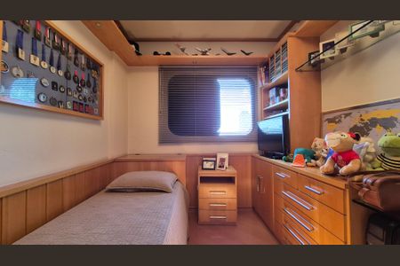 Apartamento à venda com 135m², 3 quartos e 3 vagasQuarto 2