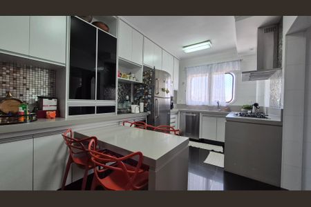 Apartamento à venda com 135m², 3 quartos e 3 vagasCozinha