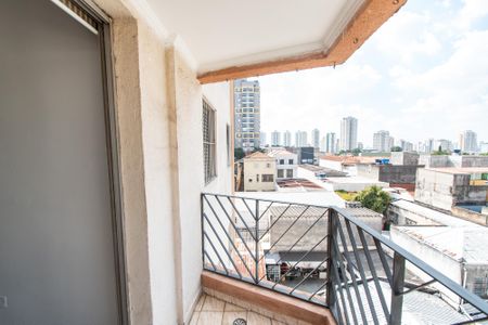 Apartamento para alugar com 60m², 2 quartos e 1 vagaVaranda
