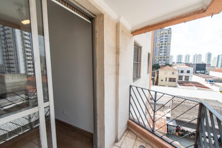 Apartamento para alugar com 60m², 2 quartos e 1 vagaVaranda