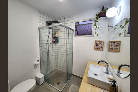 Apartamento à venda com 78m², 2 quartos e 2 vagasBanheiro