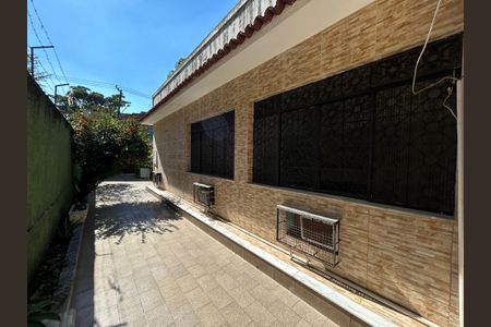 Casa à venda com 350m², 4 quartos e 4 vagasQuintal