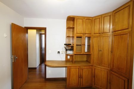 Apartamento para alugar com 300m², 5 quartos e 2 vagasQuarto 3