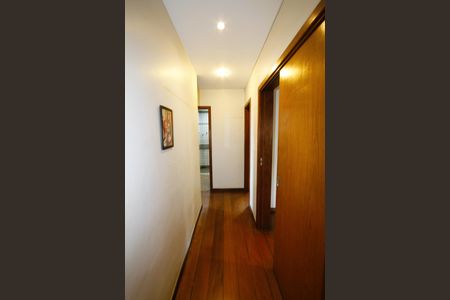 Apartamento para alugar com 300m², 5 quartos e 2 vagasCorredor