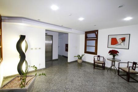Apartamento para alugar com 300m², 5 quartos e 2 vagasHall de entrada