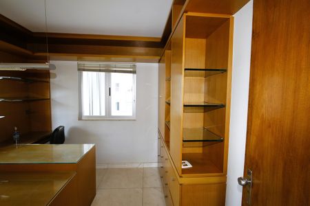 Apartamento para alugar com 300m², 5 quartos e 2 vagasEscritório