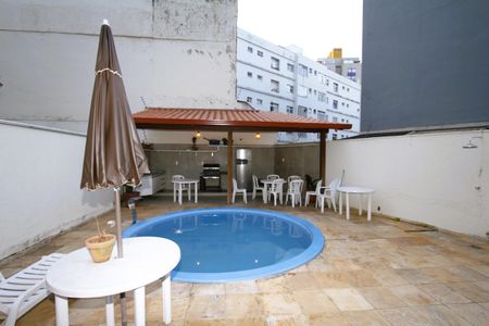 Apartamento para alugar com 300m², 5 quartos e 2 vagasÁrea comum - Piscina