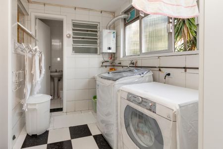 Apartamento à venda com 160m², 3 quartos e 2 vagasLavanderia