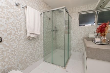 Apartamento à venda com 160m², 3 quartos e 2 vagasBanheiro