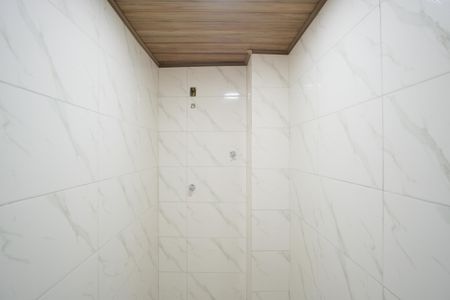 Apartamento à venda com 45m², 2 quartos e sem vagaBanheiro