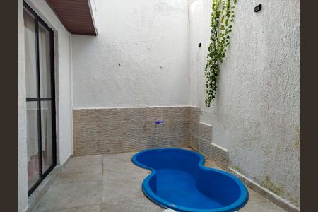 Apartamento para alugar com 45m², 2 quartos e sem vagaQuintal