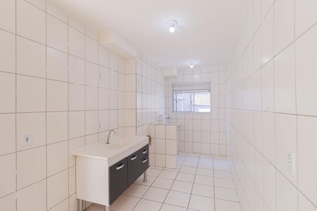 Apartamento para alugar com 49m², 2 quartos e 1 vaga Apartamento para alugar com 49m², 2 quartos e 1 vagaCozinha e Área de Serviço