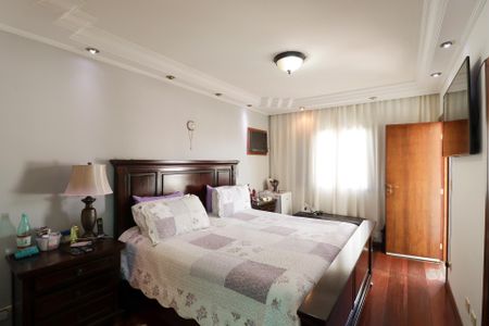 Casa à venda com 800m², 6 quartos e 8 vagasSuíte 3