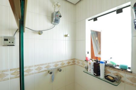 Casa à venda com 800m², 6 quartos e 8 vagasBanheiro da Suíte 3