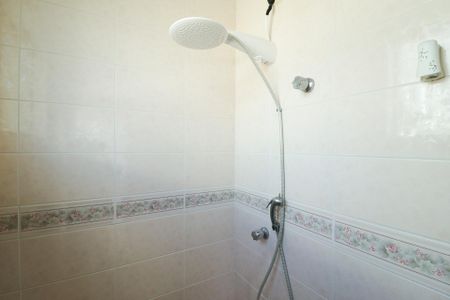 Casa à venda com 800m², 6 quartos e 8 vagasBanheiro de Serviço