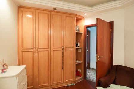 Casa à venda com 800m², 6 quartos e 8 vagasQuarto