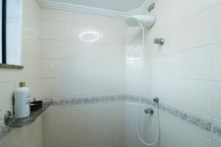 Casa à venda com 800m², 6 quartos e 8 vagasBanheiro de Serviço 2