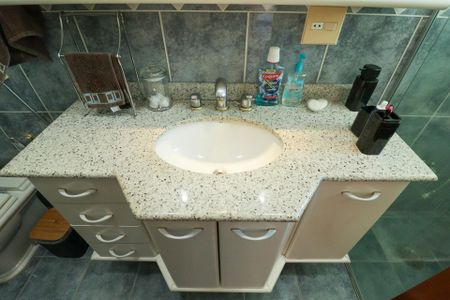 Casa à venda com 800m², 6 quartos e 8 vagasBanheiro da Suíte 1