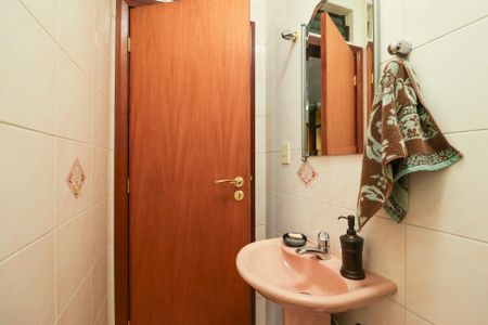 Casa à venda com 800m², 6 quartos e 8 vagasBanheiro do Escritório