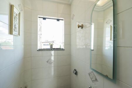 Casa à venda com 800m², 6 quartos e 8 vagasLavabo da Sala de TV