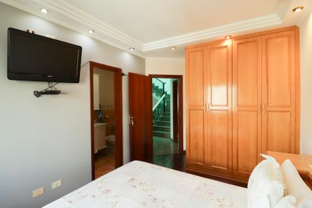 Casa à venda com 800m², 6 quartos e 8 vagasSuíte 2