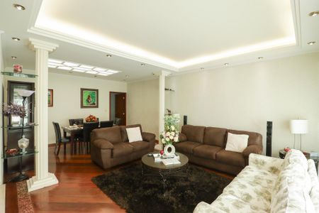 Casa à venda com 800m², 6 quartos e 8 vagasSala de Estar