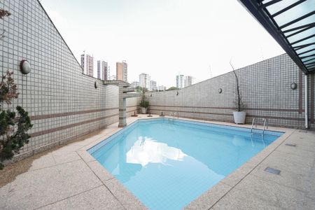 Casa à venda com 800m², 6 quartos e 8 vagasPiscina