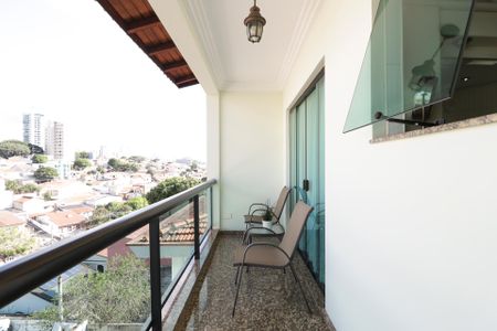 Casa à venda com 800m², 6 quartos e 8 vagasVaranda da Suíte 3