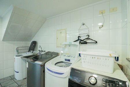 Casa à venda com 800m², 6 quartos e 8 vagasÁrea de Serviço