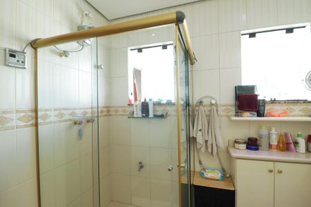 Casa à venda com 800m², 6 quartos e 8 vagasBanheiro da Suíte 3