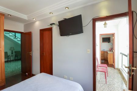 Casa à venda com 800m², 6 quartos e 8 vagasSuíte 1