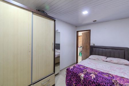 Casa à venda com 48m², 1 quarto e 1 vagaQuarto