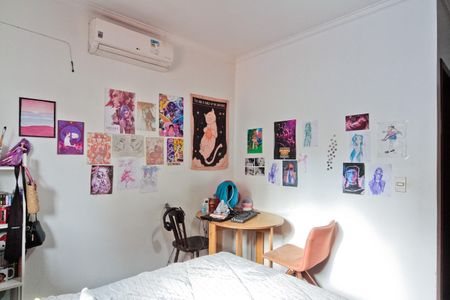 Casa à venda com 434m², 4 quartos e 5 vagasSuíte 2