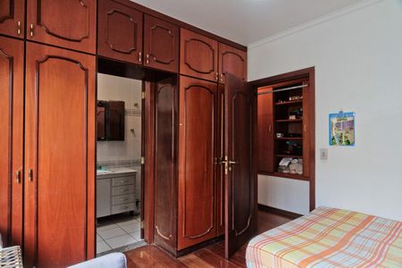 Casa à venda com 434m², 4 quartos e 5 vagasSuíte 4