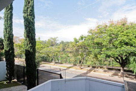 Casa à venda com 434m², 4 quartos e 5 vagasVista