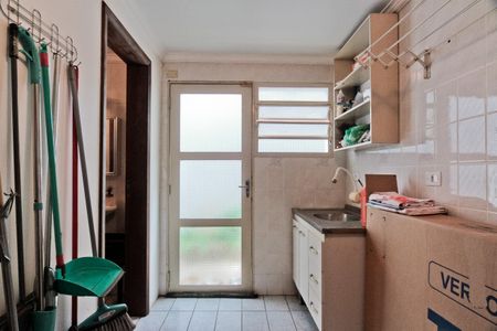 Casa à venda com 434m², 4 quartos e 5 vagasEdicula - cozinha