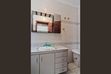 Casa à venda com 434m², 4 quartos e 5 vagasBanheiro da Suíte 4