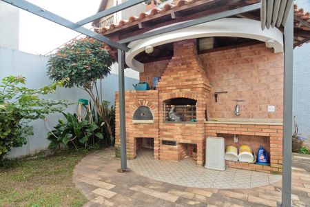 Casa à venda com 434m², 4 quartos e 5 vagasQuintal