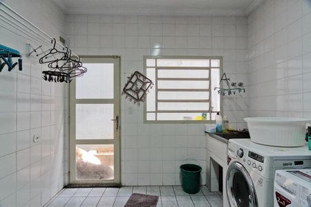 Casa à venda com 434m², 4 quartos e 5 vagasÁrea de Serviço